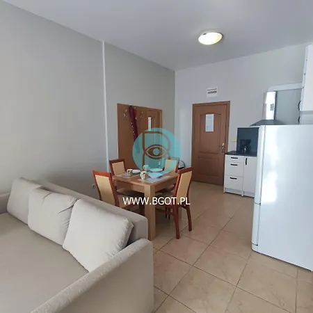 Trakia Plaza Апартаменты *